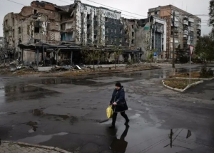 FRONTE UCRAINO, LA RUSSIA AVANZA E RIPARLA DI VERTICE A BUDAPEST