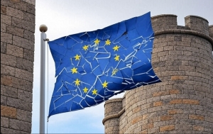 LO SCONTRO È GLOBALE E DEFINITIVO