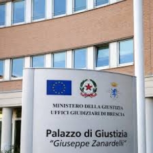 Lo strupro e norme che struprano le vittime