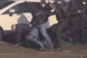 Violenza organizzata senza giustificazioni