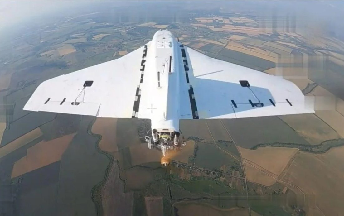 DRONI, TROMBONI, BUFFONI