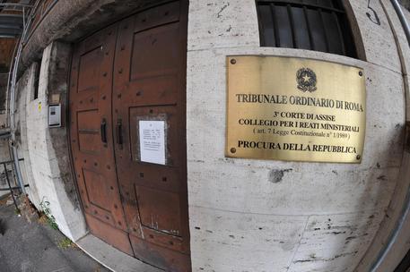 COVID, IL TRIBUNALE DEI MINISTRI ARCHIVIA L'INCHIESTA CONTRO CONTE E I VERTICI DEL SUO GOVERNO