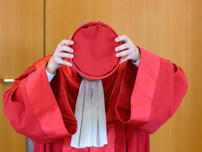 LA GERMANIA DELL’ORDO LIBERALISMO GIOCA AL MASSACRO E DELEGITTIMA L’EUROPA