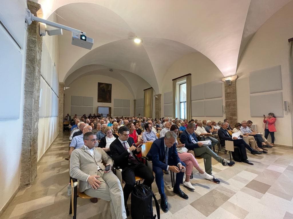 Un momento dell'incontro, molto partecipato, presso il Sacro Convento di Assisi Un momento dell'incontro, molto partecipato, presso il Sacro Convento di Assisi
