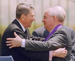 Reagan_e_Gorbaciov
