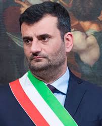 de_caro