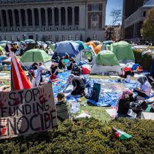 UNIVERSITA_USA_PROTESTE