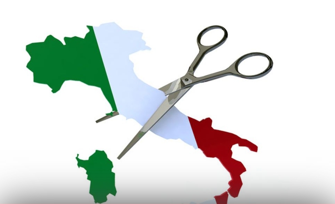 Italia-tagliata-in-due-parti