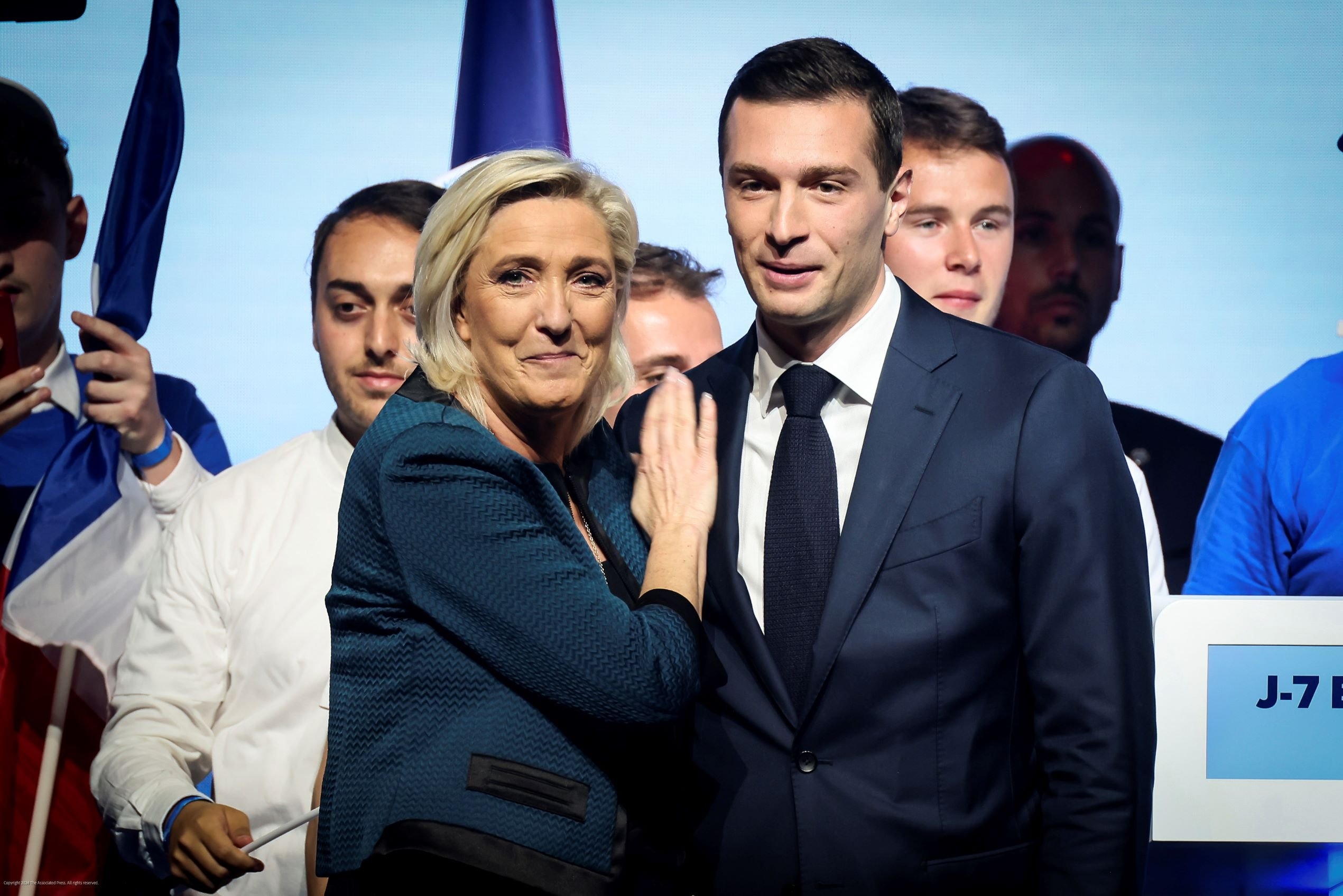 Le_Pen_e_bardella