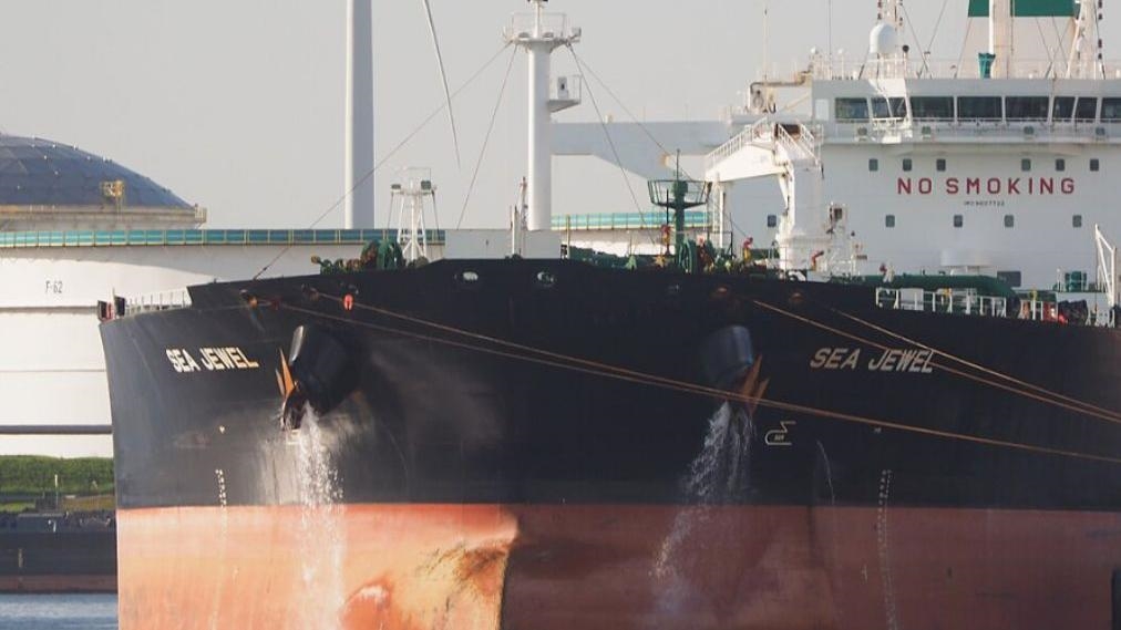 petroliera_444