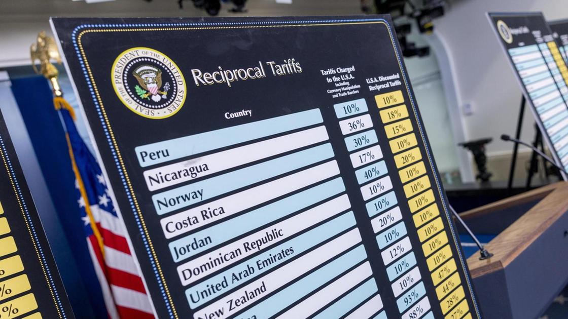 trump-agli-investitori-e-il-momento-di-arricchirsi-3002008220
