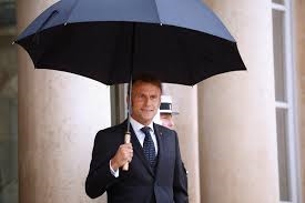 macron_parapioggia