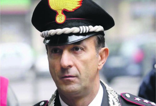 COMANDANTE_CARABINIERI