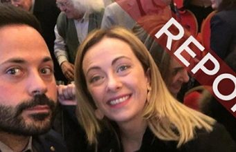 Il selfie al Marriott tra Amico e Meloni ha 7 anni: di che parliamo? Amico e Meloni