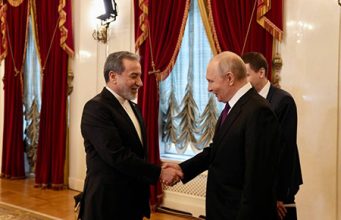 Araghchi incontra Putin Araghchi e Putin