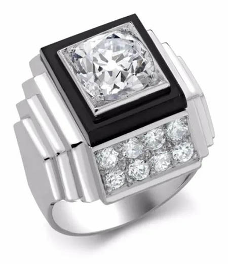 Jeanne Boivin - ph https://www.farfetch.com/it/shopping/women/rene-boivin-anello-art-deco-in-platino-con-diamanti-pre-owned-item-17668651.aspx