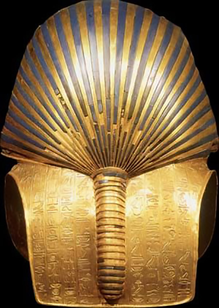 La maschera d'oro di Tutankhamon - https://it.wikipedia.org/wiki/Maschera_funeraria_di_Tutankhamon
