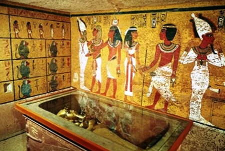 Tomba di Tutankhamon - https://ermesverona.it/2023/03/06/la-maledizione-di-tutankhamon-leggenda-o-realta/