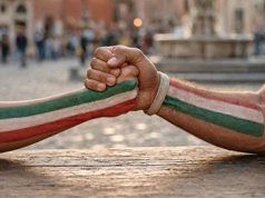 Meloni e la sfida Vannacci sfida