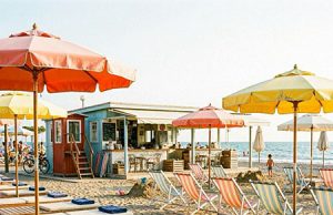Raid negli stabilimenti balneari: come si organizzano le baby gang stabilimenti balneari