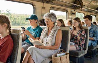 E se i giovani fossimo noi? Giovani, signora, libro