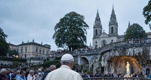 Leone XIV al Santuario di Lourdes