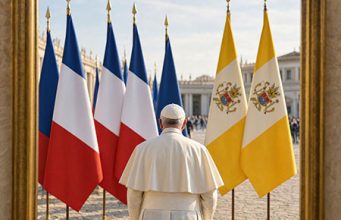 Macron e il Papa. Una chiave di lettura Papa in Francia